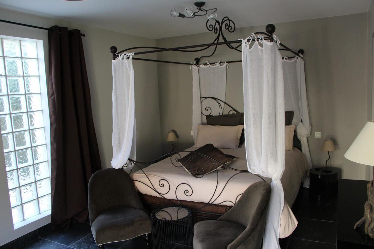 Plan-dʼOrgon Isa&Ric Bed & Breakfast エクステリア 写真